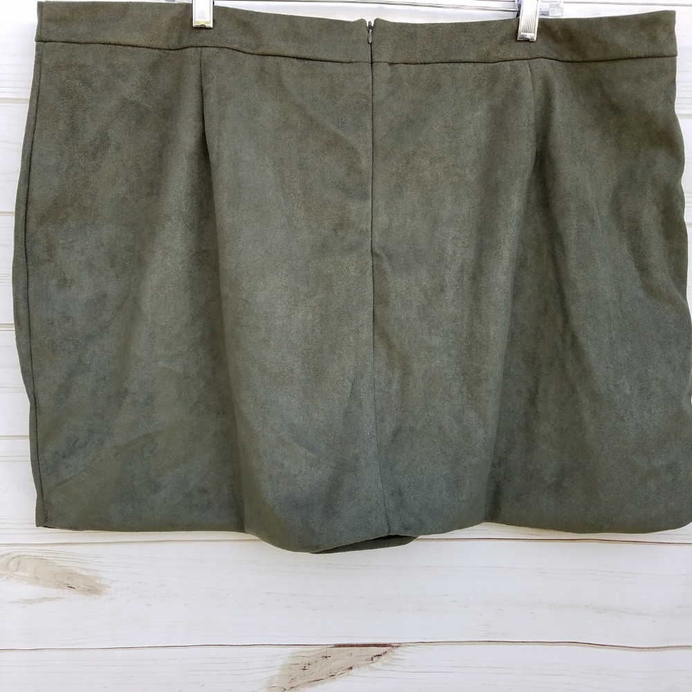 SALE 3/$20 NEW Boohoo mini skirt 18 - Picture 3 of 6